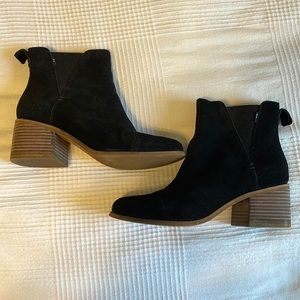 Toms Black Suede Booties Size 8